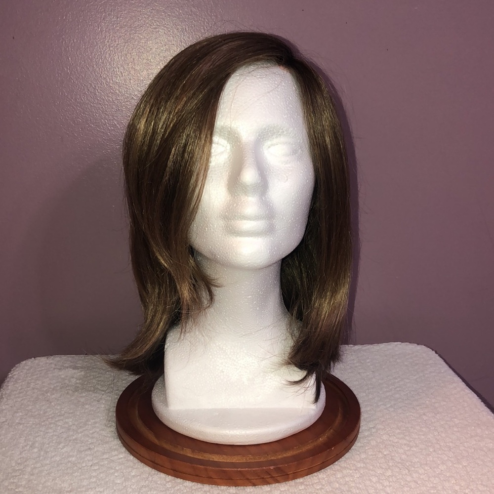 Raquel Welch wig 💇🏼‍♀️